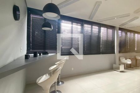 Apartamento à venda com 63m², 2 quartos e 1 vagaÁrea comum