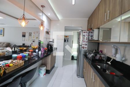 Apartamento à venda com 84m², 2 quartos e 1 vaga Apartamento à venda com 84m², 2 quartos e 1 vagaCozinha e Área de Serviço