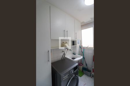 Apartamento à venda com 84m², 2 quartos e 1 vaga Apartamento à venda com 84m², 2 quartos e 1 vagaCozinha e Área de Serviço