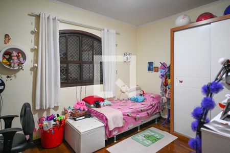 Casa à venda com 188m², 3 quartos e 2 vagas Casa à venda com 188m², 3 quartos e 2 vagasQuarto