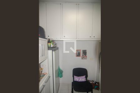 Apartamento à venda com 216m², 3 quartos e 1 vaga Apartamento à venda com 216m², 3 quartos e 1 vagaÁrea de Serviço