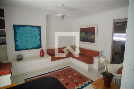 Apartamento à venda com 216m², 3 quartos e 1 vaga Apartamento à venda com 216m², 3 quartos e 1 vagaSala do 2 Andar