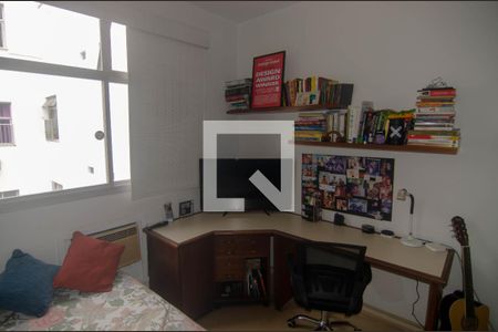 Apartamento à venda com 216m², 3 quartos e 1 vaga Apartamento à venda com 216m², 3 quartos e 1 vagaQuarto