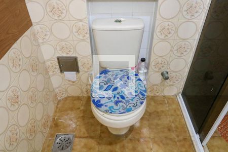 Apartamento à venda com 80m², 2 quartos e sem vaga Apartamento à venda com 80m², 2 quartos e sem vagaBanheiro