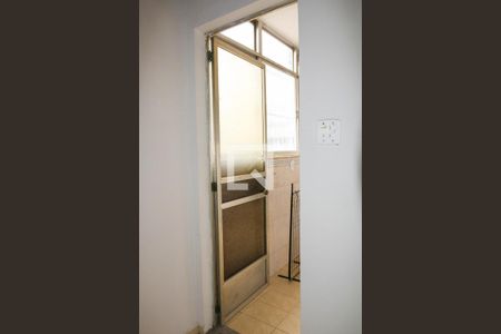 Apartamento à venda com 80m², 2 quartos e sem vaga Apartamento à venda com 80m², 2 quartos e sem vagaDespensa