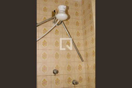 Apartamento à venda com 80m², 2 quartos e sem vaga Apartamento à venda com 80m², 2 quartos e sem vagaBanheiro