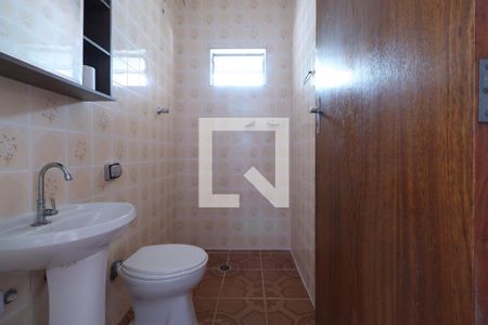 Casa à venda com 120m², 4 quartos e 6 vagasBanheiro 3