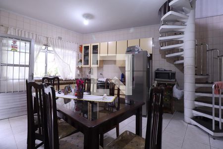 Casa à venda com 120m², 4 quartos e 6 vagasCozinha