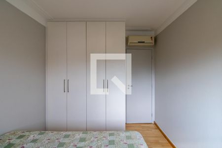 Apartamento à venda com 136m², 3 quartos e 3 vagas Apartamento à venda com 136m², 3 quartos e 3 vagasQuarto 2