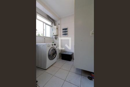 Apartamento à venda com 136m², 3 quartos e 3 vagas Apartamento à venda com 136m², 3 quartos e 3 vagasÁrea de Serviço