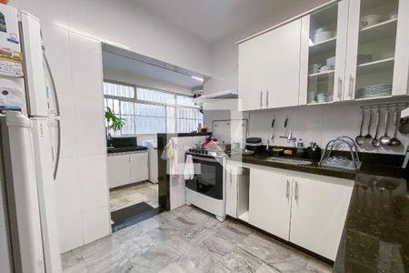 Apartamento à venda com 204m², 4 quartos e 1 vaga Apartamento à venda com 204m², 4 quartos e 1 vagaCozinha