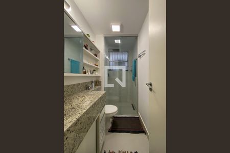 Apartamento à venda com 204m², 4 quartos e 1 vaga Apartamento à venda com 204m², 4 quartos e 1 vagaBanheiro da Suíte
