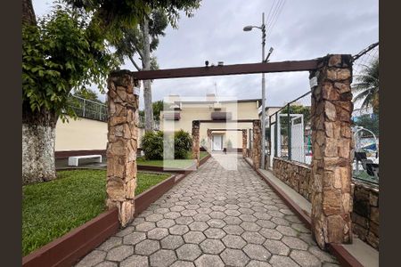 Apartamento à venda com 46m², 2 quartos e 1 vaga Apartamento à venda com 46m², 2 quartos e 1 vagaEntrada