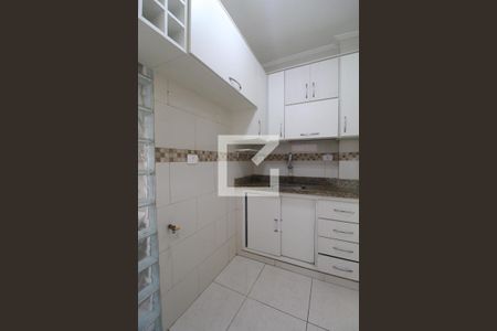 Apartamento à venda com 46m², 2 quartos e 1 vaga Apartamento à venda com 46m², 2 quartos e 1 vagaCozinha e Área de Serviço
