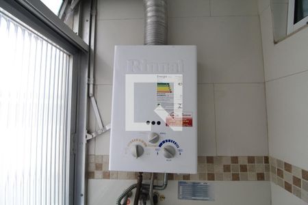 Apartamento à venda com 46m², 2 quartos e 1 vaga Apartamento à venda com 46m², 2 quartos e 1 vagaCozinha e Área de Serviço