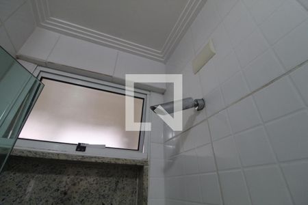 Apartamento à venda com 46m², 2 quartos e 1 vaga Apartamento à venda com 46m², 2 quartos e 1 vagaBanheiro Social