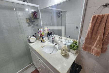 Apartamento à venda com 123m², 3 quartos e 1 vaga Apartamento à venda com 123m², 3 quartos e 1 vagaBanheiro 1