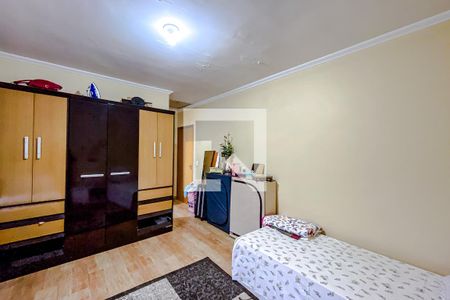 Casa à venda com 255m², 4 quartos e 6 vagasQuarto 2 - Suíte