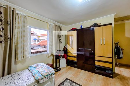 Casa à venda com 255m², 4 quartos e 6 vagasQuarto 2 - Suíte