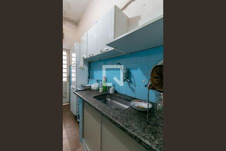 Casa à venda com 185m², 2 quartos e 6 vagasCozinha 