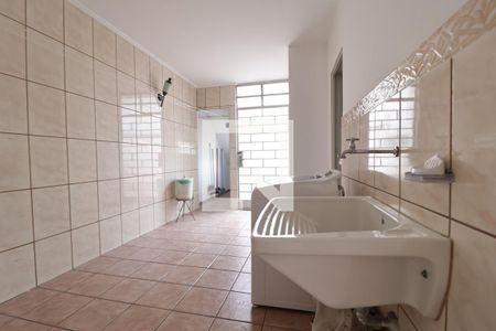 Casa à venda com 177m², 3 quartos e 1 vagaLavanderia