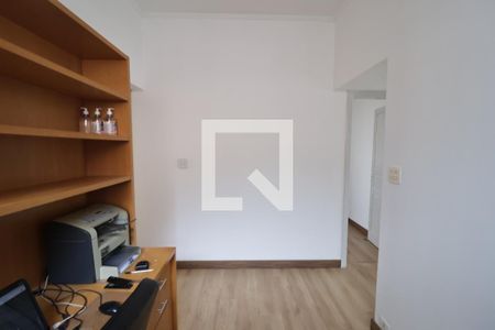 Casa à venda com 177m², 3 quartos e 1 vagaEscritório