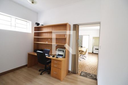 Casa à venda com 177m², 3 quartos e 1 vagaEscritório