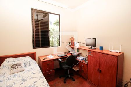 Apartamento à venda com 251m², 5 quartos e 2 vagasQuarto 