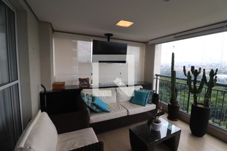 Apartamento para alugar com 170m², 3 quartos e 3 vagasVaranda