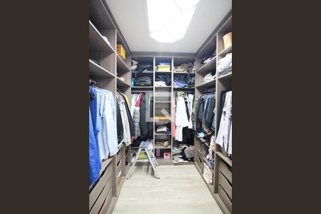 Casa para alugar com 275m², 3 quartos e 4 vagasQuarto 1 - Suíte Closet