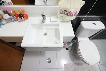 Casa para alugar com 275m², 3 quartos e 4 vagasBanheiro Social