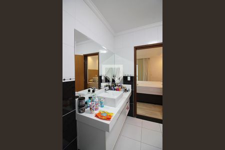 Casa para alugar com 275m², 3 quartos e 4 vagasQuarto 1 - Suíte Banheiro 