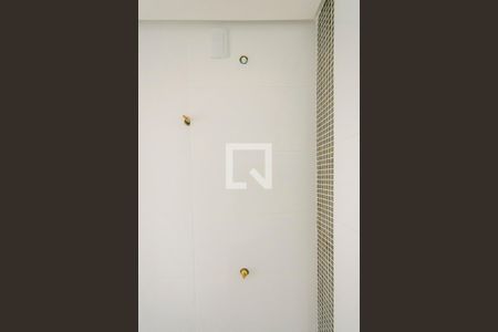 Casa de condomínio à venda com 549m², 4 quartos e 3 vagasBanheiro de serviço