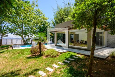 Casa de condomínio à venda com 549m², 4 quartos e 3 vagasÁrea comum - Salão de festas