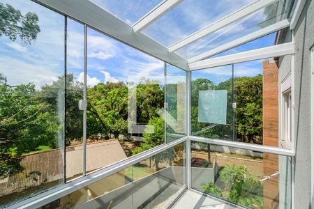 Casa de condomínio à venda com 549m², 4 quartos e 3 vagasSacada