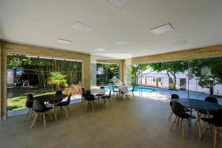 Casa de condomínio à venda com 549m², 4 quartos e 3 vagasÁrea comum - Salão de festas