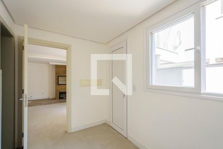 Casa de condomínio à venda com 549m², 4 quartos e 3 vagasÁrea de Serviço