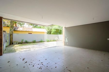 Casa de condomínio à venda com 549m², 4 quartos e 3 vagasGaragem