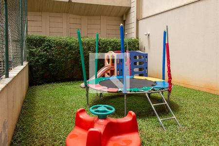 Apartamento à venda com 54m², 2 quartos e 1 vaga Apartamento à venda com 54m², 2 quartos e 1 vagaÁrea comum - Playground