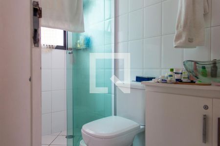 Apartamento à venda com 54m², 2 quartos e 1 vaga Apartamento à venda com 54m², 2 quartos e 1 vagaBanheiro da Suíte 1