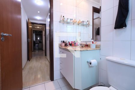 Apartamento à venda com 88m², 3 quartos e 3 vagasBanheiro da Suíte 1