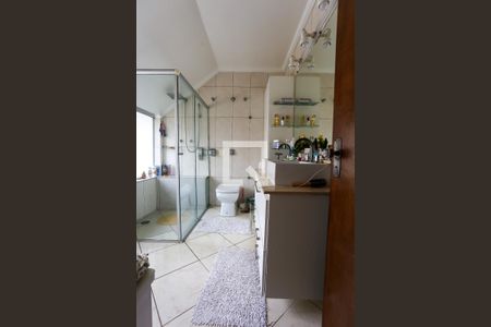 Casa à venda com 308m², 3 quartos e 4 vagas Casa à venda com 308m², 3 quartos e 4 vagasBanheiro da Suíte 3