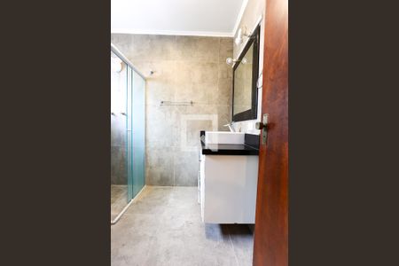 Casa à venda com 308m², 3 quartos e 4 vagas Casa à venda com 308m², 3 quartos e 4 vagasBanheiro da Suíte 1