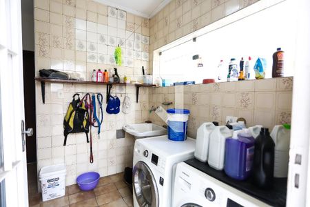 Casa à venda com 308m², 3 quartos e 4 vagas Casa à venda com 308m², 3 quartos e 4 vagasÁrea de Serviço