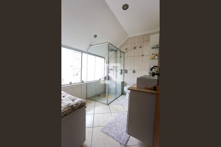 Casa à venda com 308m², 3 quartos e 4 vagas Casa à venda com 308m², 3 quartos e 4 vagasBanheiro da Suíte 3