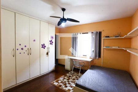 Casa à venda com 308m², 3 quartos e 4 vagas Casa à venda com 308m², 3 quartos e 4 vagassuíte 2