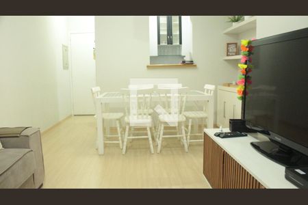 Apartamento à venda com 67m², 3 quartos e 1 vagaSala