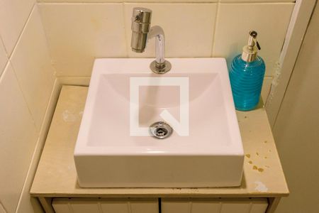 Apartamento à venda com 90m², 2 quartos e sem vaga Apartamento à venda com 90m², 2 quartos e sem vagaBanheiro