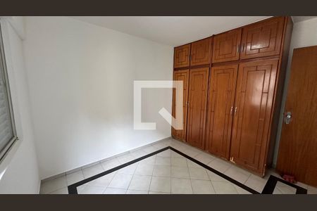 Apartamento para alugar com 117m², 3 quartos e 2 vagas Apartamento para alugar com 117m², 3 quartos e 2 vagasQuarto