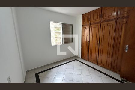 Apartamento para alugar com 117m², 3 quartos e 2 vagas Apartamento para alugar com 117m², 3 quartos e 2 vagasQuarto